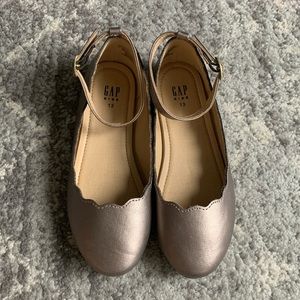 GAP Girls Scalloped Ballet Flats 13